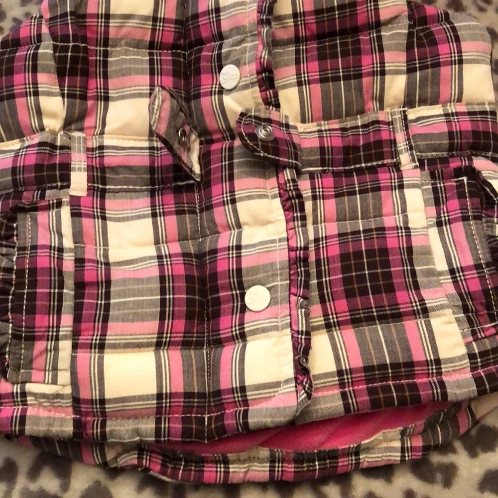 babyGap Pink Plaid Ruffle Fleece Lined Puffer Vest Toddler 4 Year